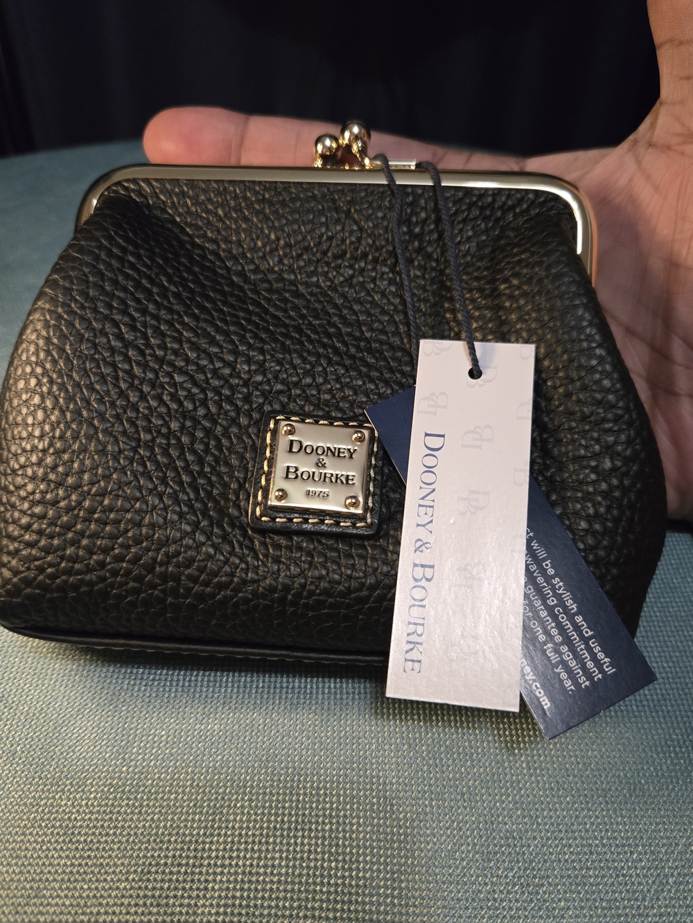 NWT Dooney & Bourke Black Pebbled Leather Kiss-Lock Coin Purse - Picture 8 of 8